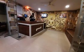 Hotel Vashishta Inn
