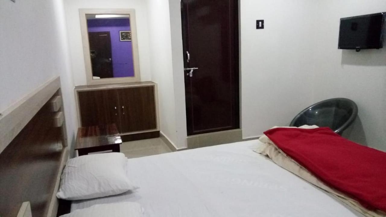 Hotel Vashishta Inn Paderu Exterior photo